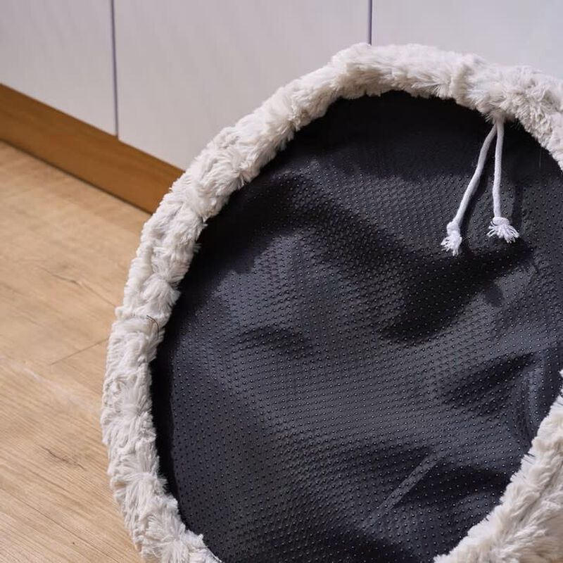 PetPals Cat Bed, "Rose Crown" image number null