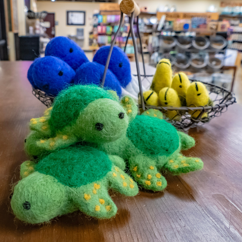 Mud Bay Felted Cat Toy, Sea Turtle image number null