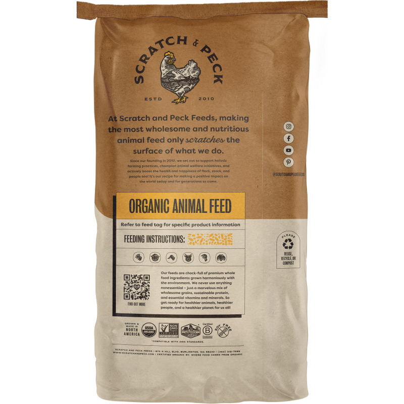Scratch and Peck Feeds Chicken Supplement, Organic 3-Grain Scratch, 40-lb image number null