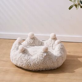 PetPals Cat Bed, "Rose Crown"