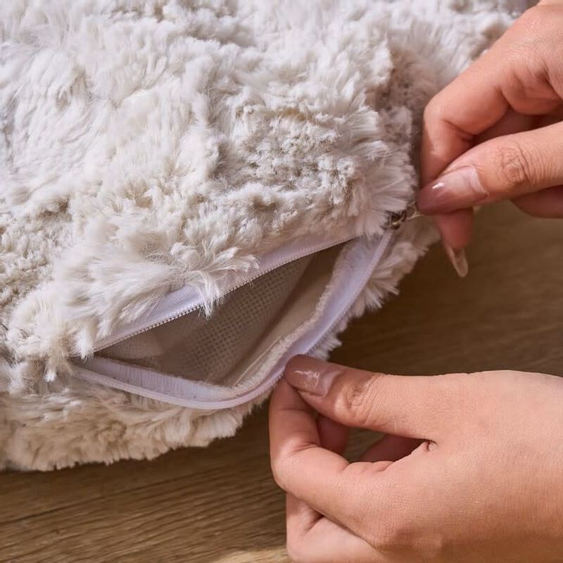 PetPals Cat Bed, "Rose Crown" image number null