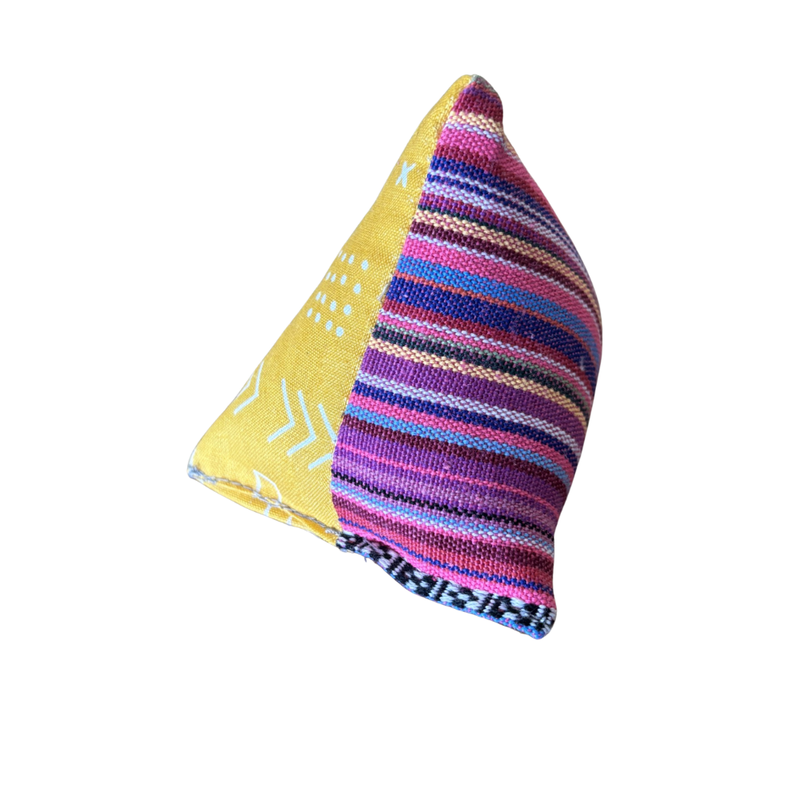 Mud Bay Catnip Crinkle Pyramid Cat Toy, Assorted image number null